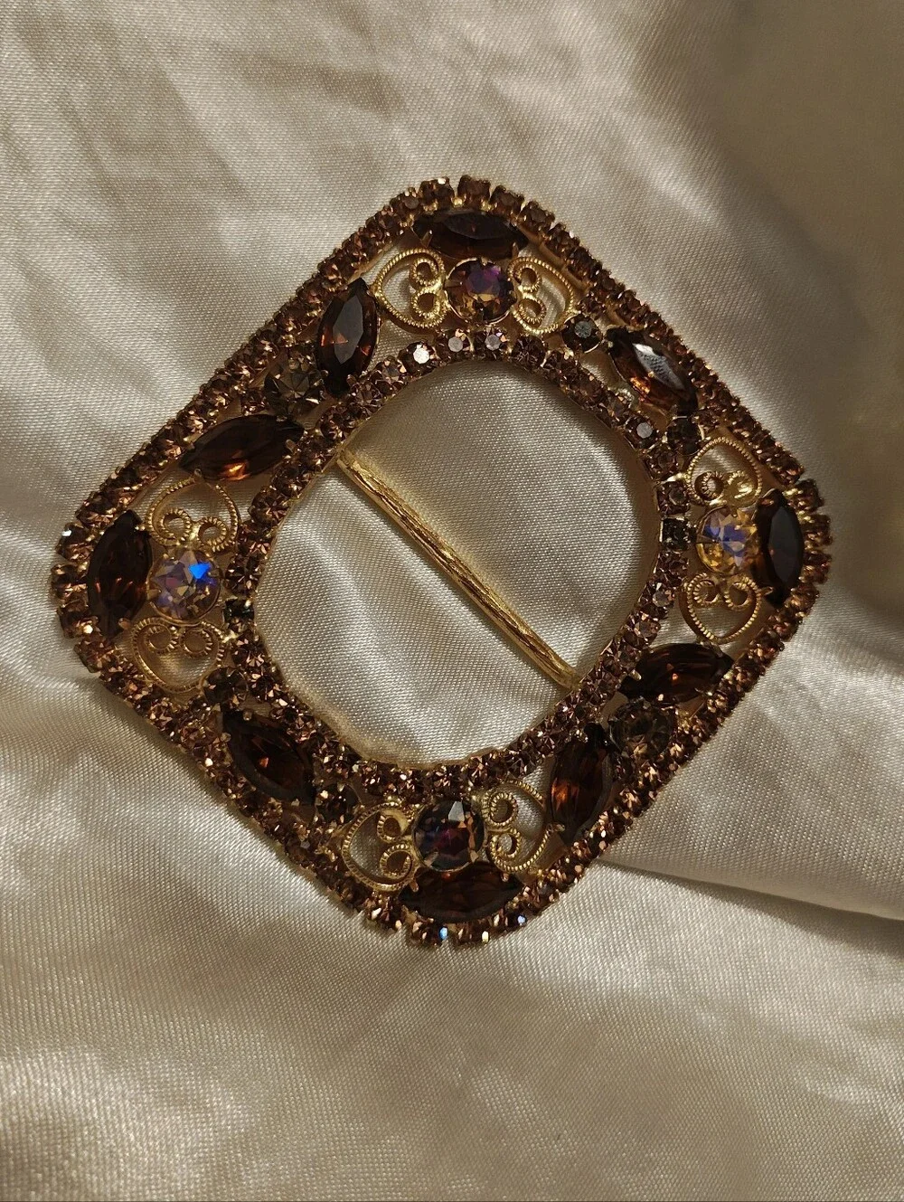 Vintage Juliana D&E Heart Scroll Topaz/AB Rhinestone Belt Buckle